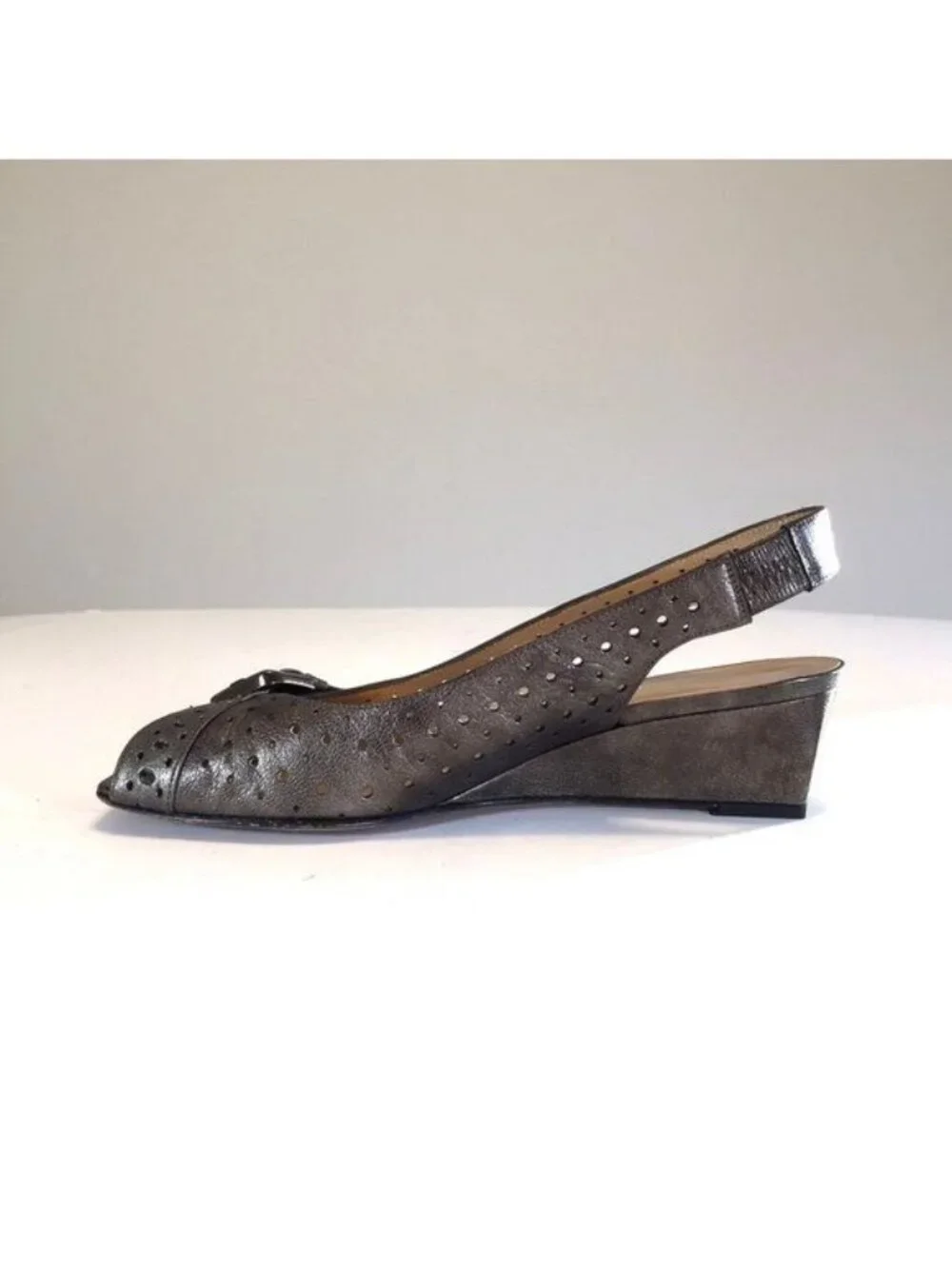 Stuart Weitzman Womens Gray Perforated Leather Wedge Heels Slingback size 6.5